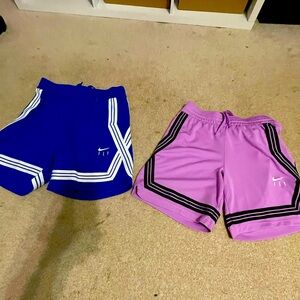 Nike Sports Shorts Youth Large #basketball #sportswear #youth